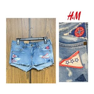 NEW H&M Triangle Flat Cutoff Jean Shorts Stars